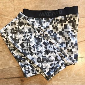 Nike Pro Dri Fit Full Yoga Athletic Legging N19-2